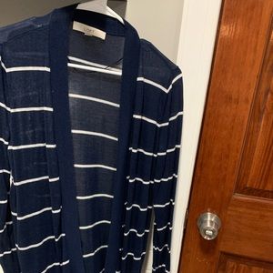 Loft navy with white stripe